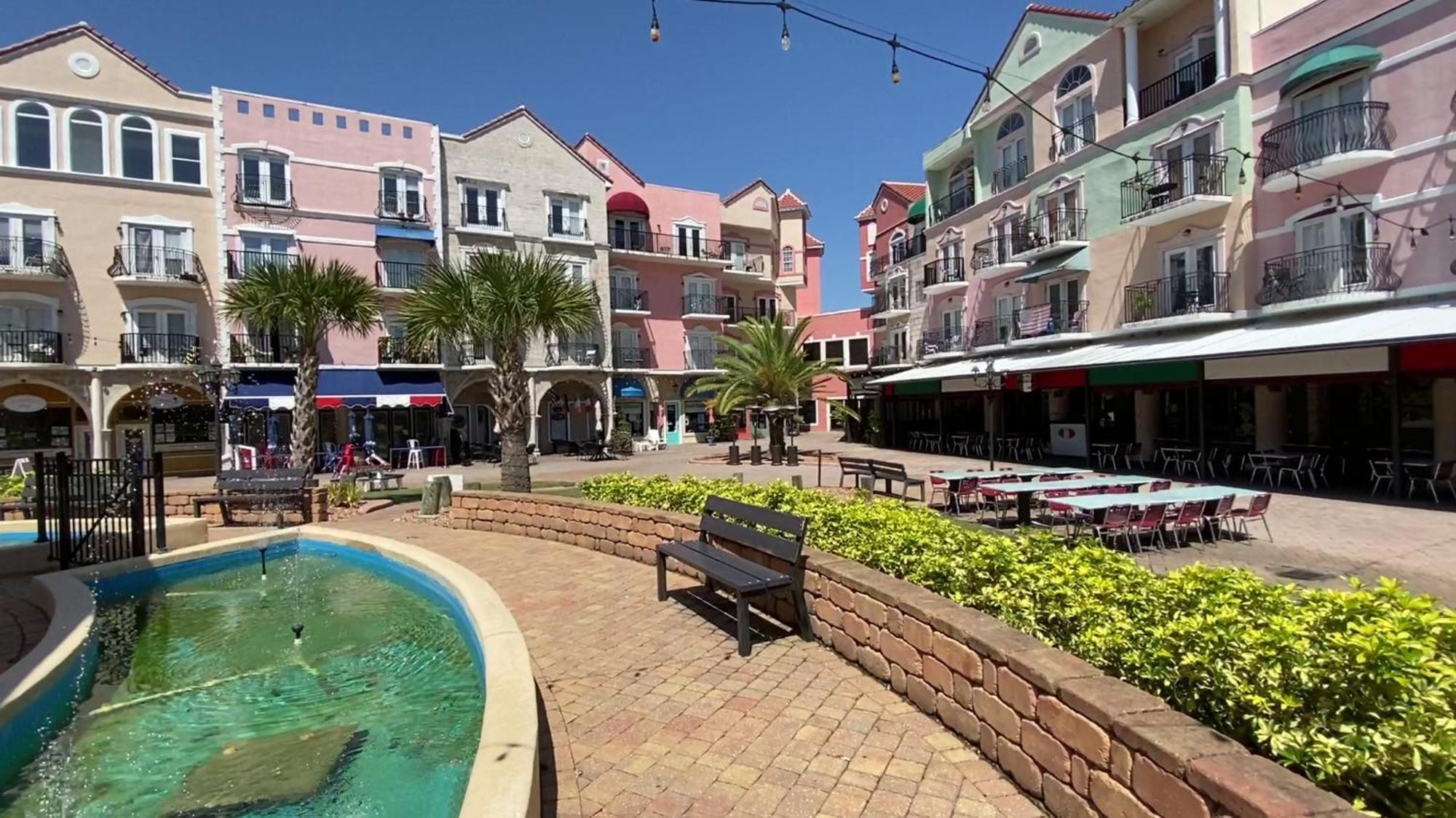 Couples Getaway - Sweet Retreat - European Village Location Palm Coast